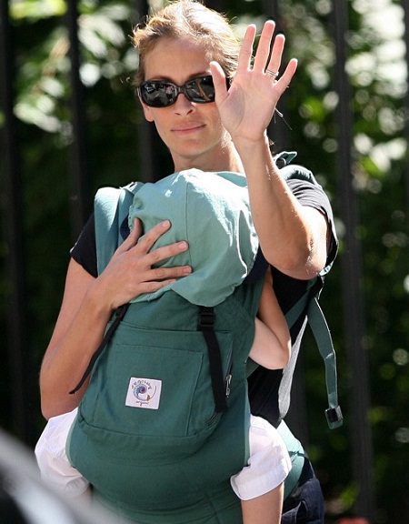 Ergobaby Carrier